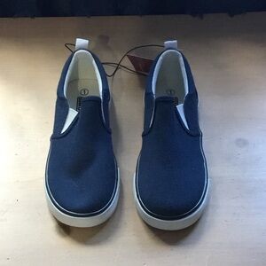 New Boys Slip on Sneakers